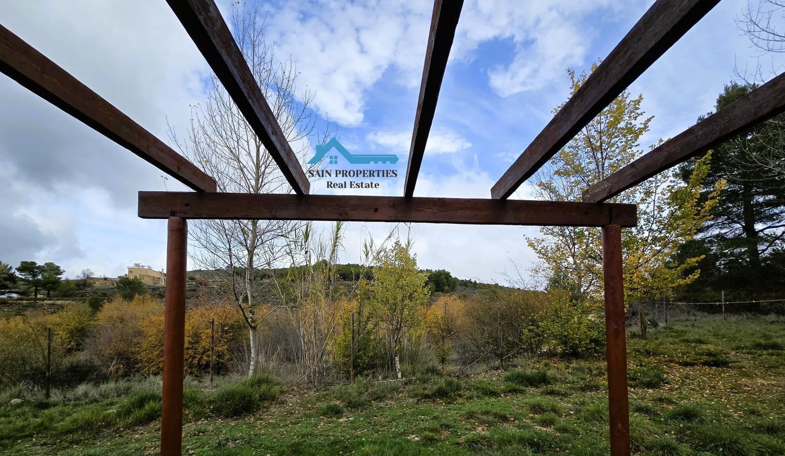 2 makuuhuone Maalaistalo myytävänä paikassa Confrides - 127 900 € (Ref: 8751157)