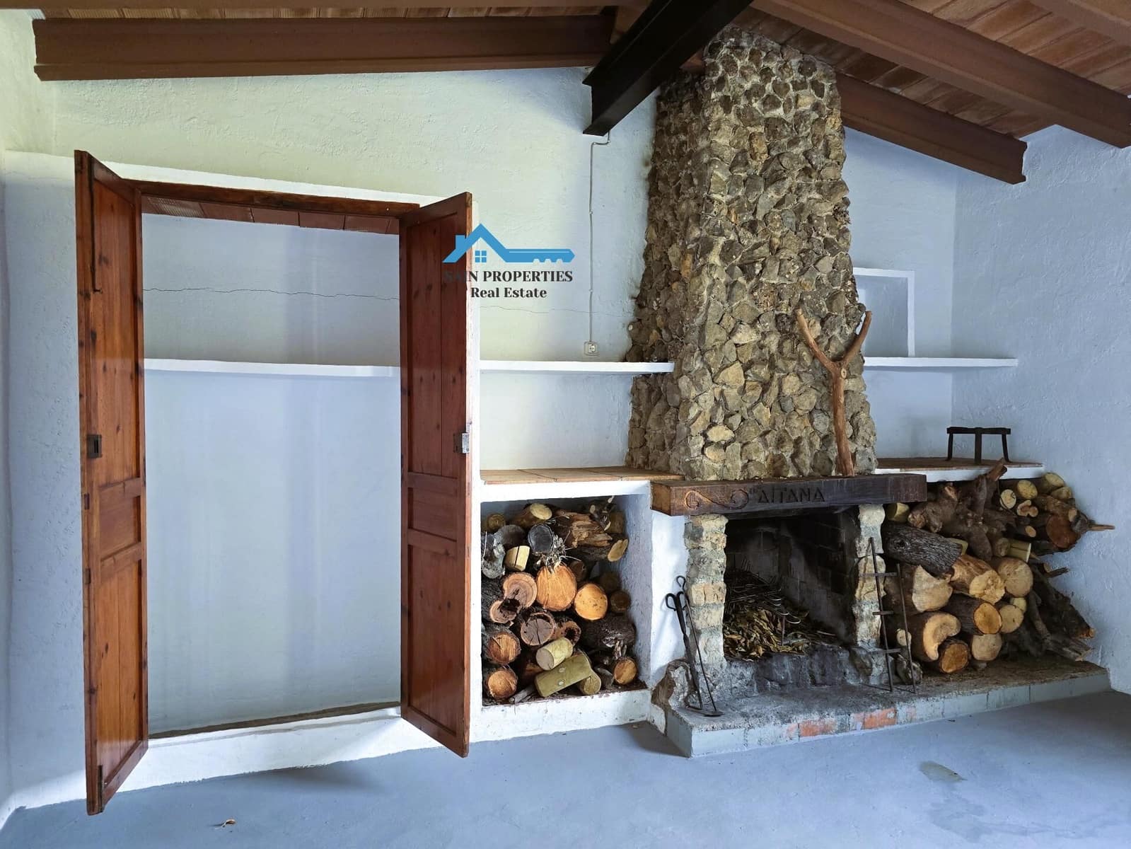 2 makuuhuone Maalaistalo myytävänä paikassa Confrides - 127 900 € (Ref: 8751157)