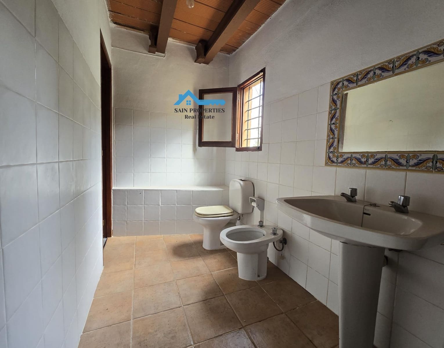 2 makuuhuone Maalaistalo myytävänä paikassa Confrides - 127 900 € (Ref: 8751157)