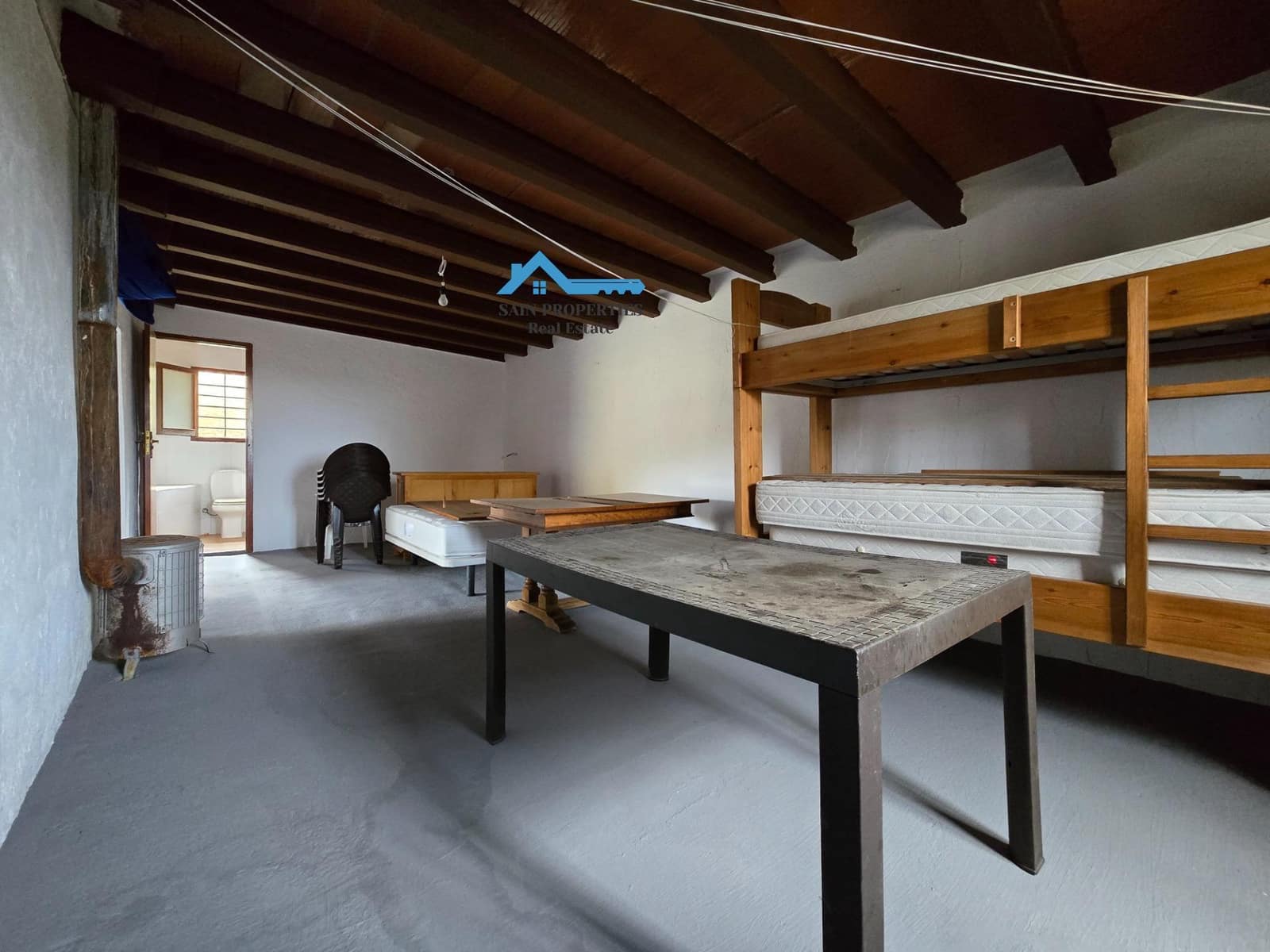 2 makuuhuone Maalaistalo myytävänä paikassa Confrides - 127 900 € (Ref: 8751157)