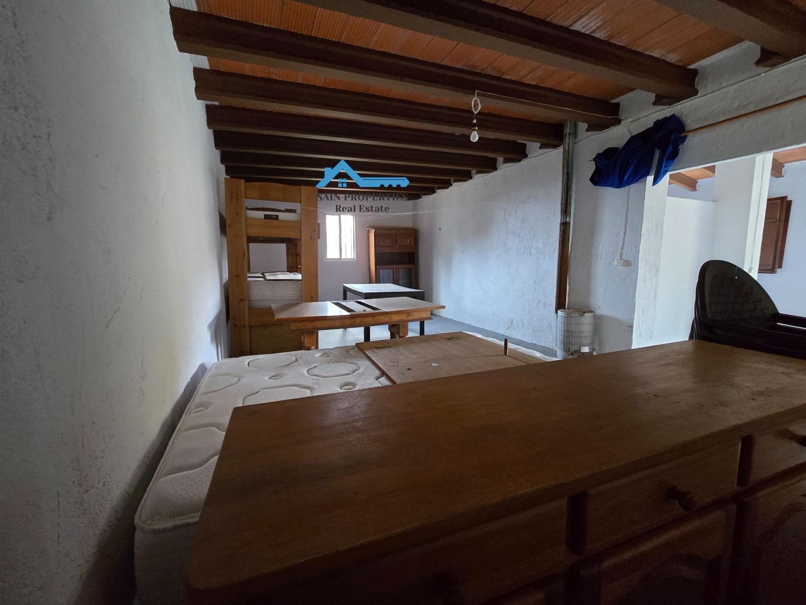 2 makuuhuone Maalaistalo myytävänä paikassa Confrides - 127 900 € (Ref: 8751157)