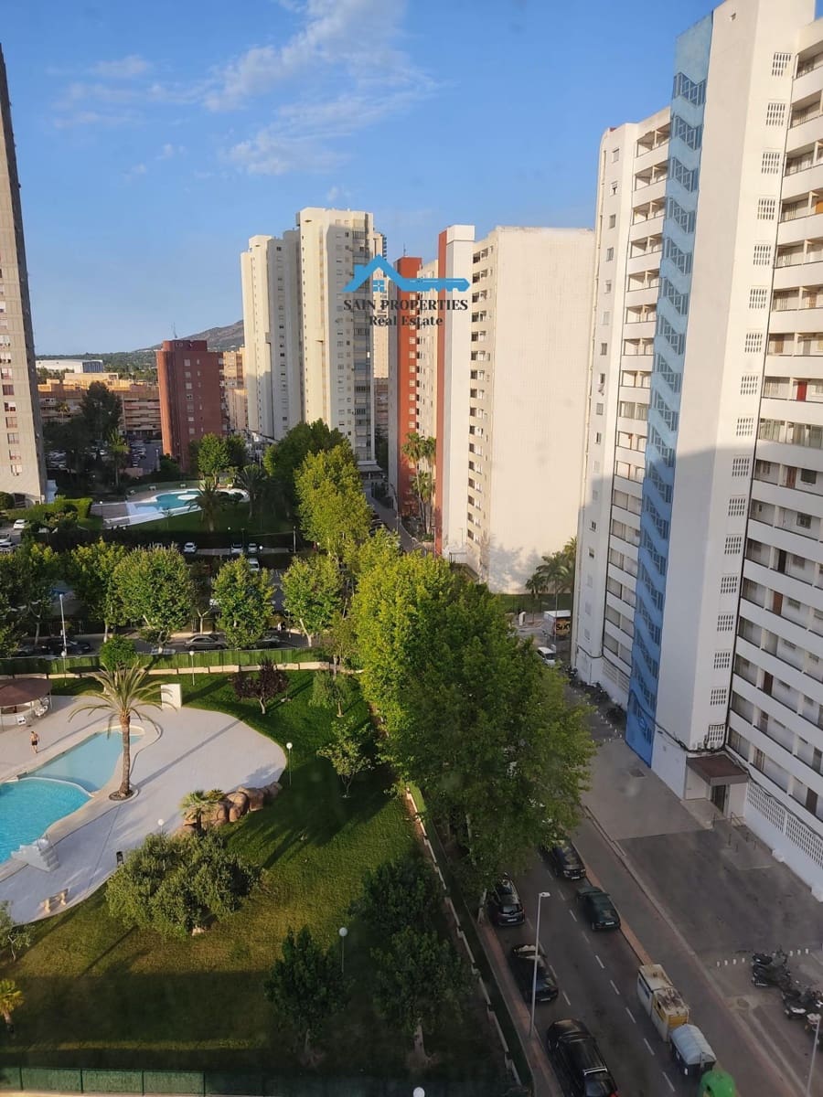 1 soveværelse Lejlighed til salg i Benidorm med swimmingpool - € 144.000 (Ref: 8751174)