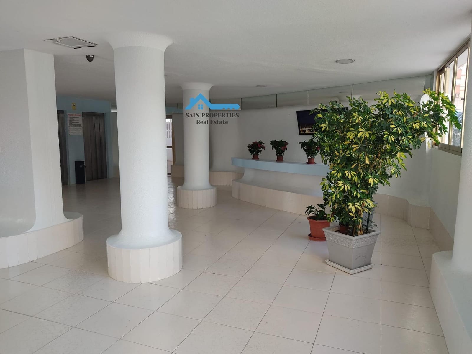 1 soveværelse Lejlighed til salg i Benidorm med swimmingpool - € 144.000 (Ref: 8751174)