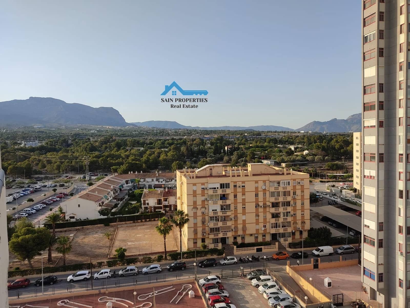 1 soveværelse Lejlighed til salg i Benidorm med swimmingpool - € 144.000 (Ref: 8751174)