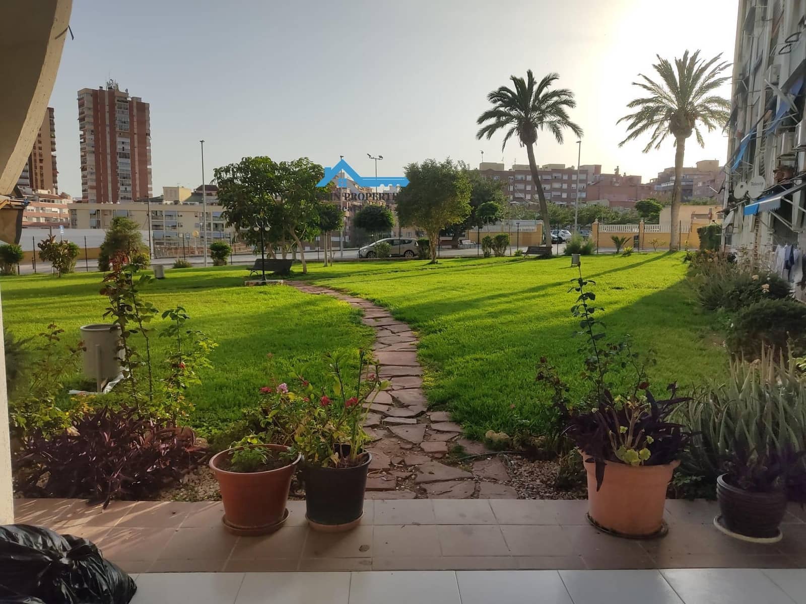 1 soveværelse Lejlighed til salg i Benidorm med swimmingpool - € 144.000 (Ref: 8751174)