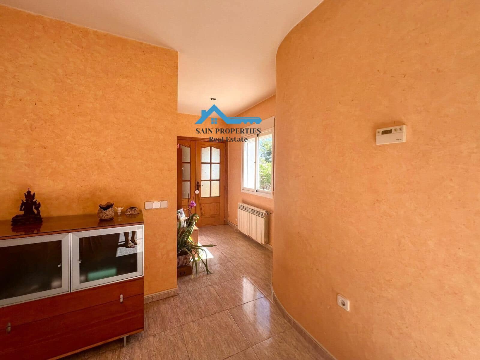 4 bedroom Villa for sale in La Nucia with pool - € 430,000 (Ref: 8755794)