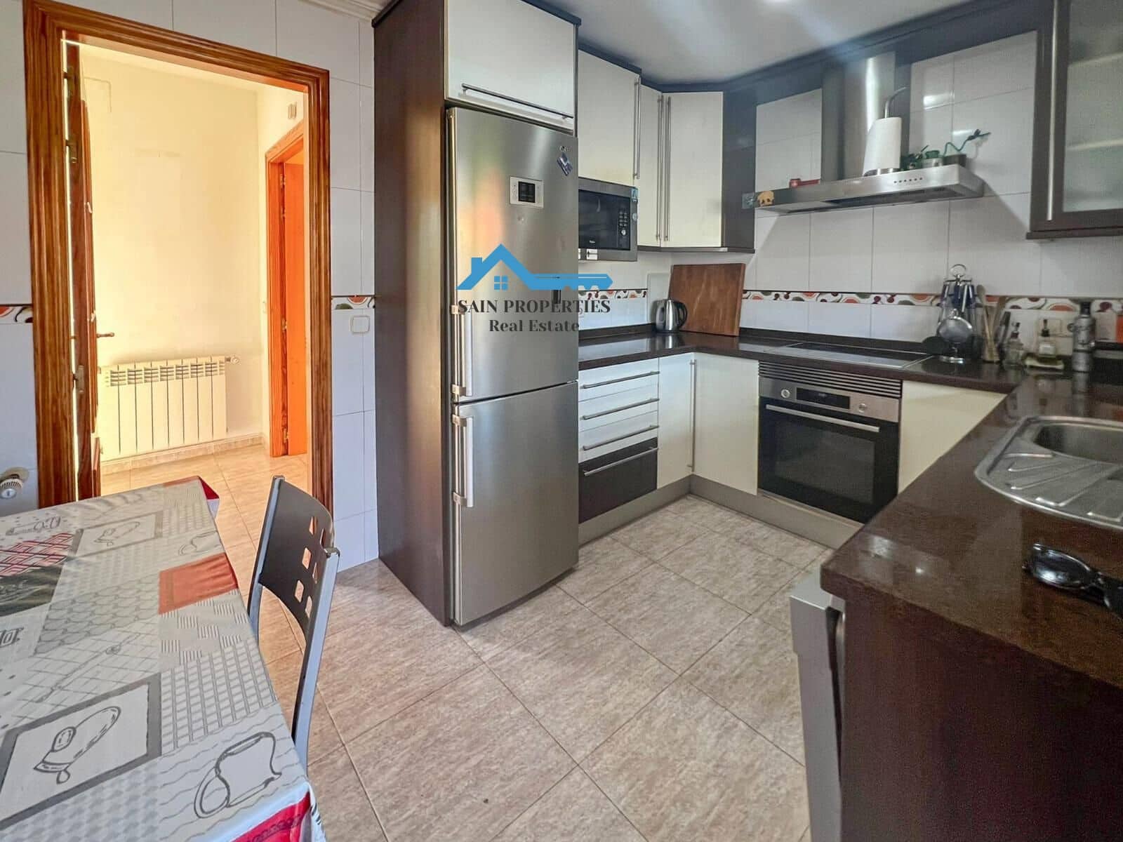 4 bedroom Villa for sale in La Nucia with pool - € 430,000 (Ref: 8755794)