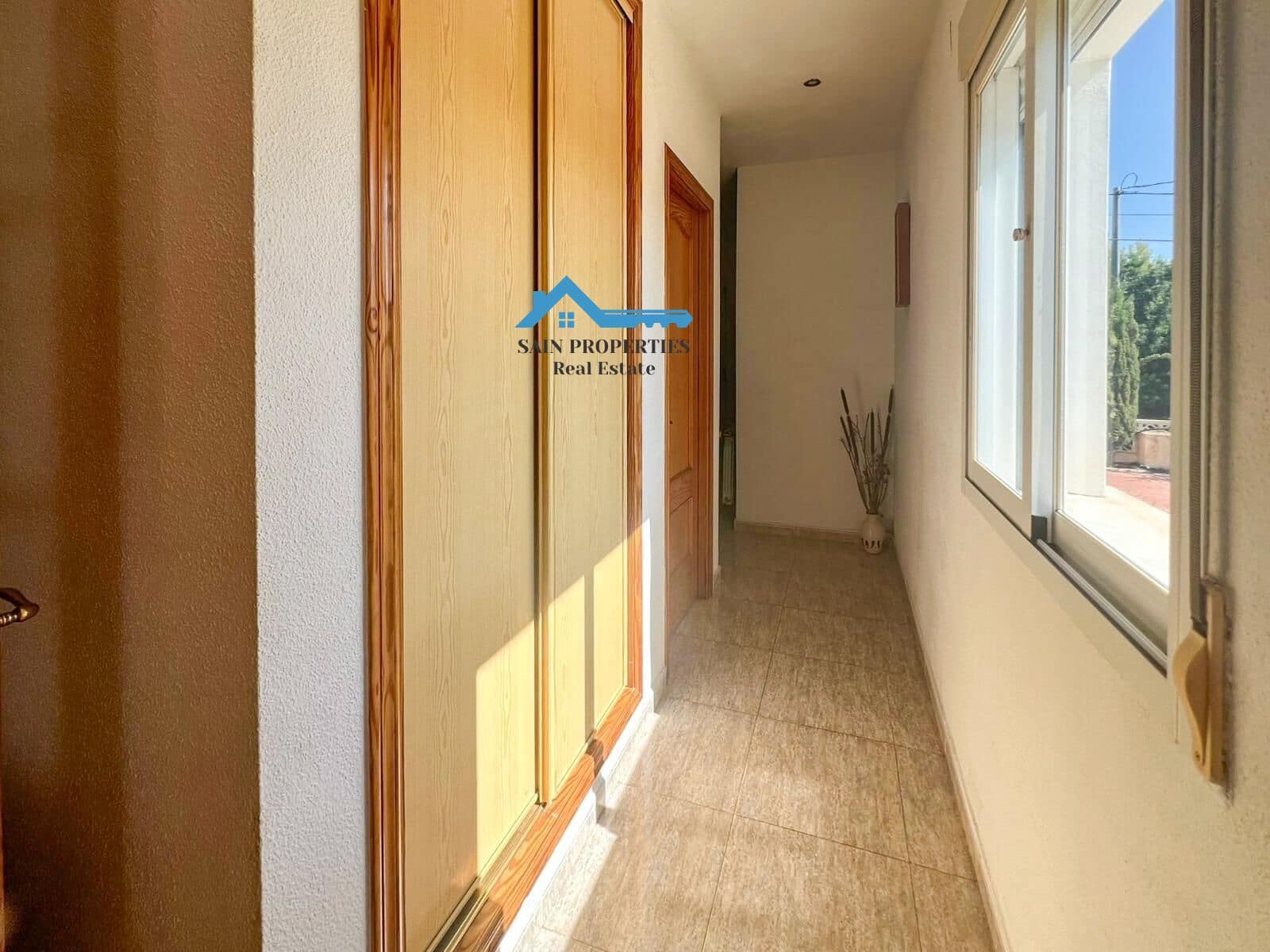 4 bedroom Villa for sale in La Nucia with pool - € 430,000 (Ref: 8755794)