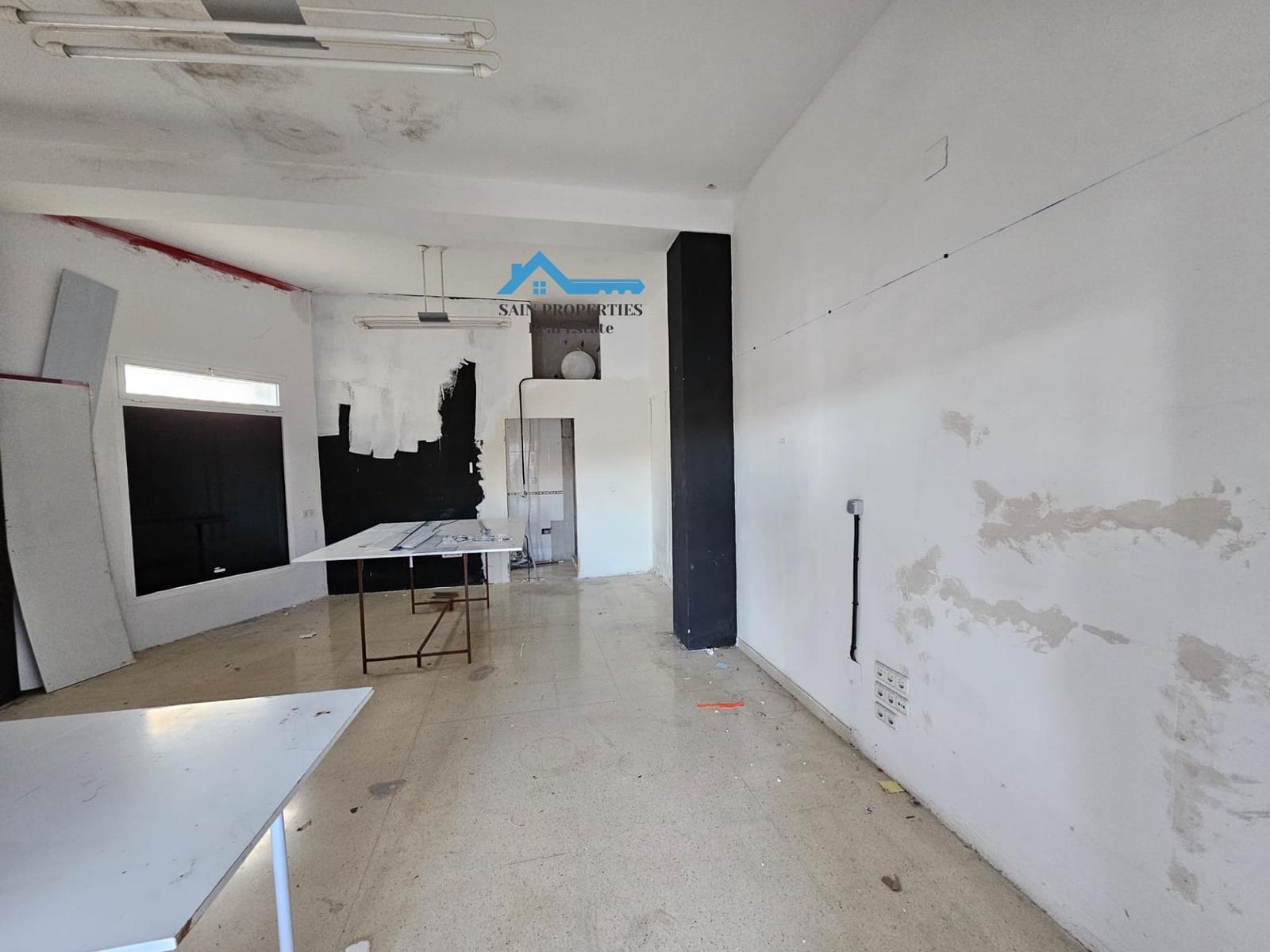 Commercieel te koop in La Nucia - € 194.900 (Ref: 8760230)