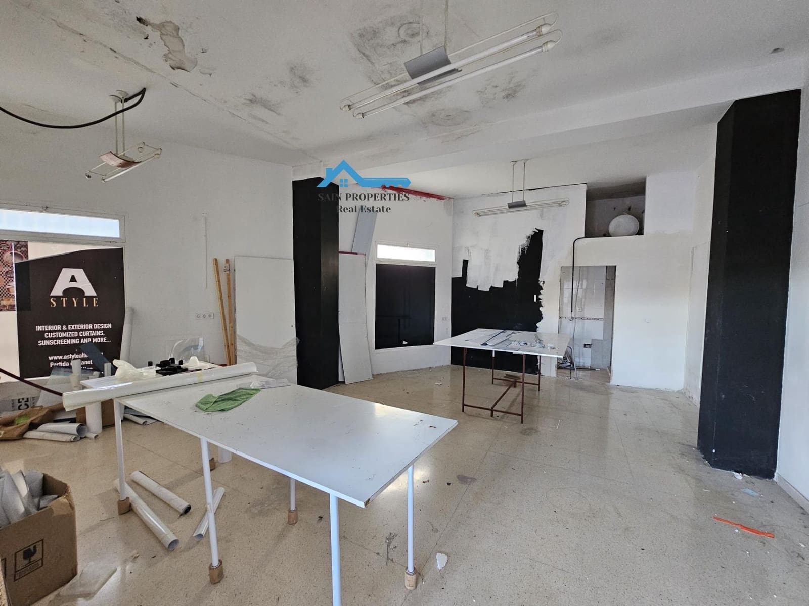 Commercieel te koop in La Nucia - € 194.900 (Ref: 8760230)