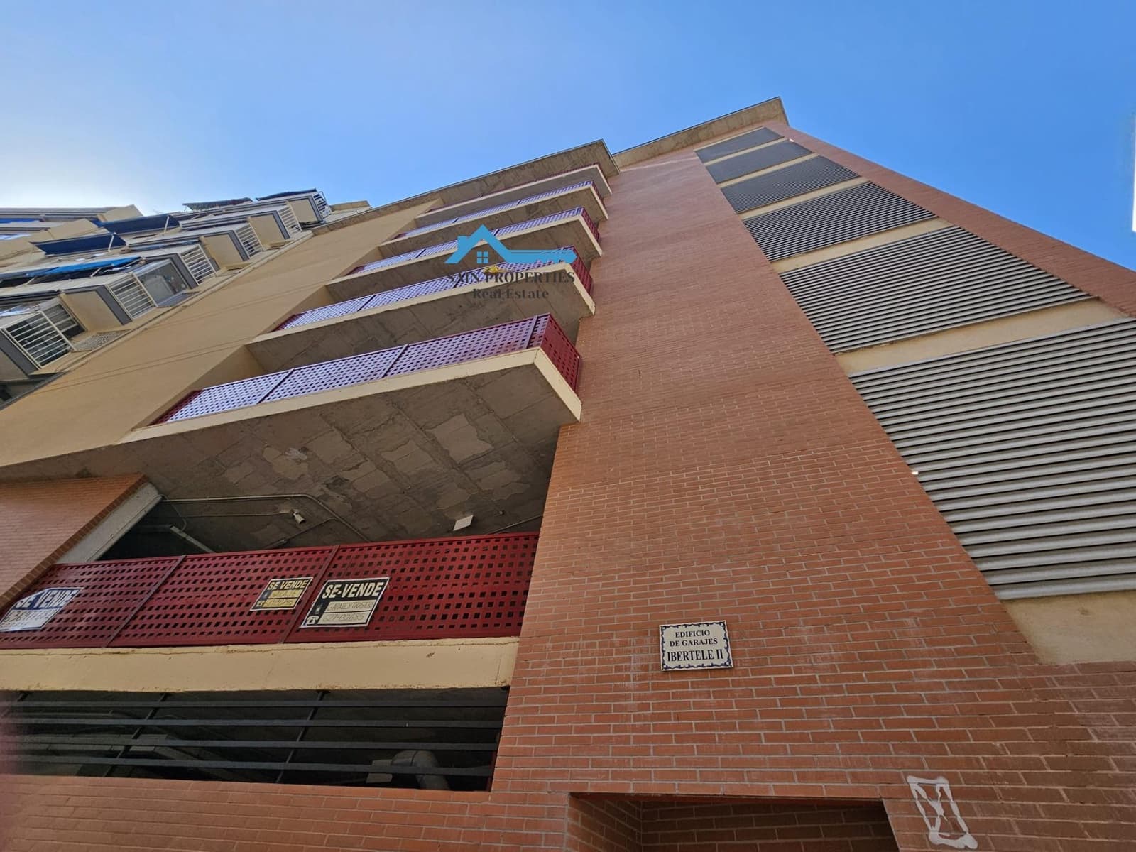 Garage til salg i Benidorm - € 42.900 (Ref: 8854923)