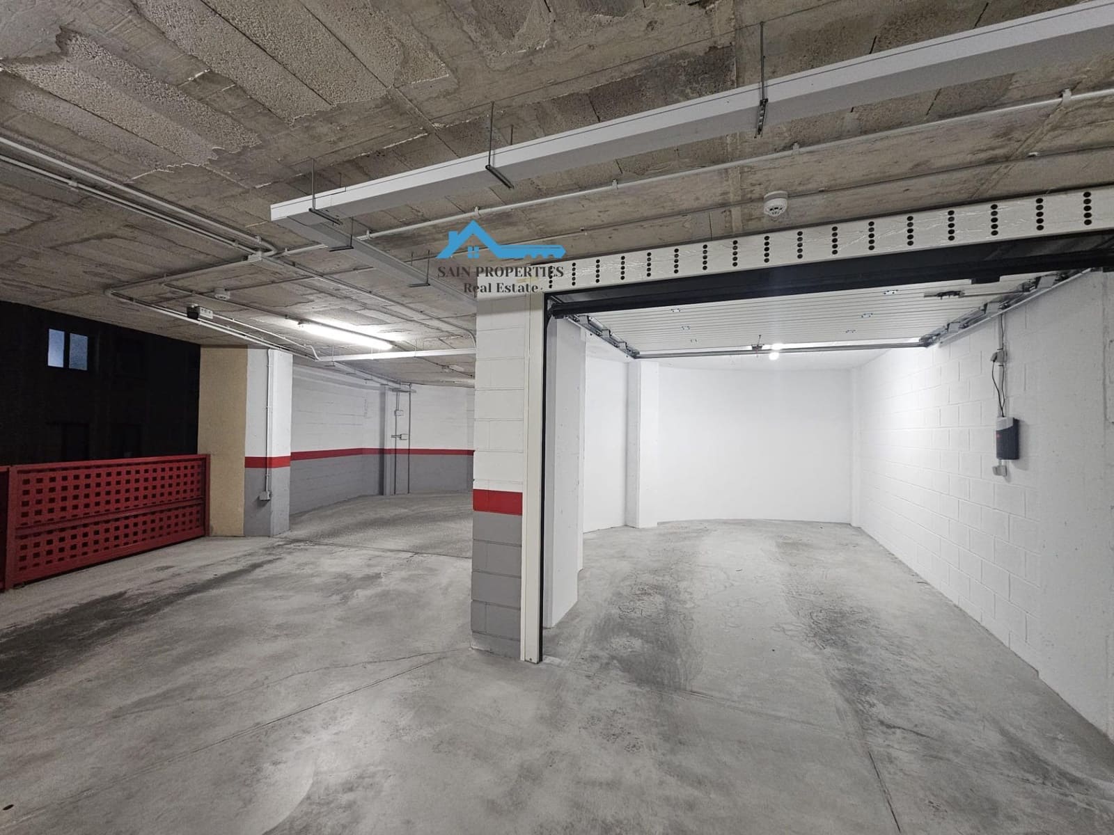 Garage til salg i Benidorm - € 42.900 (Ref: 8854923)