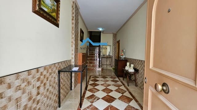 Casa de 4 habitaciones en La Nucia en venta con garaje - 307.000 € (Ref: 8867205)