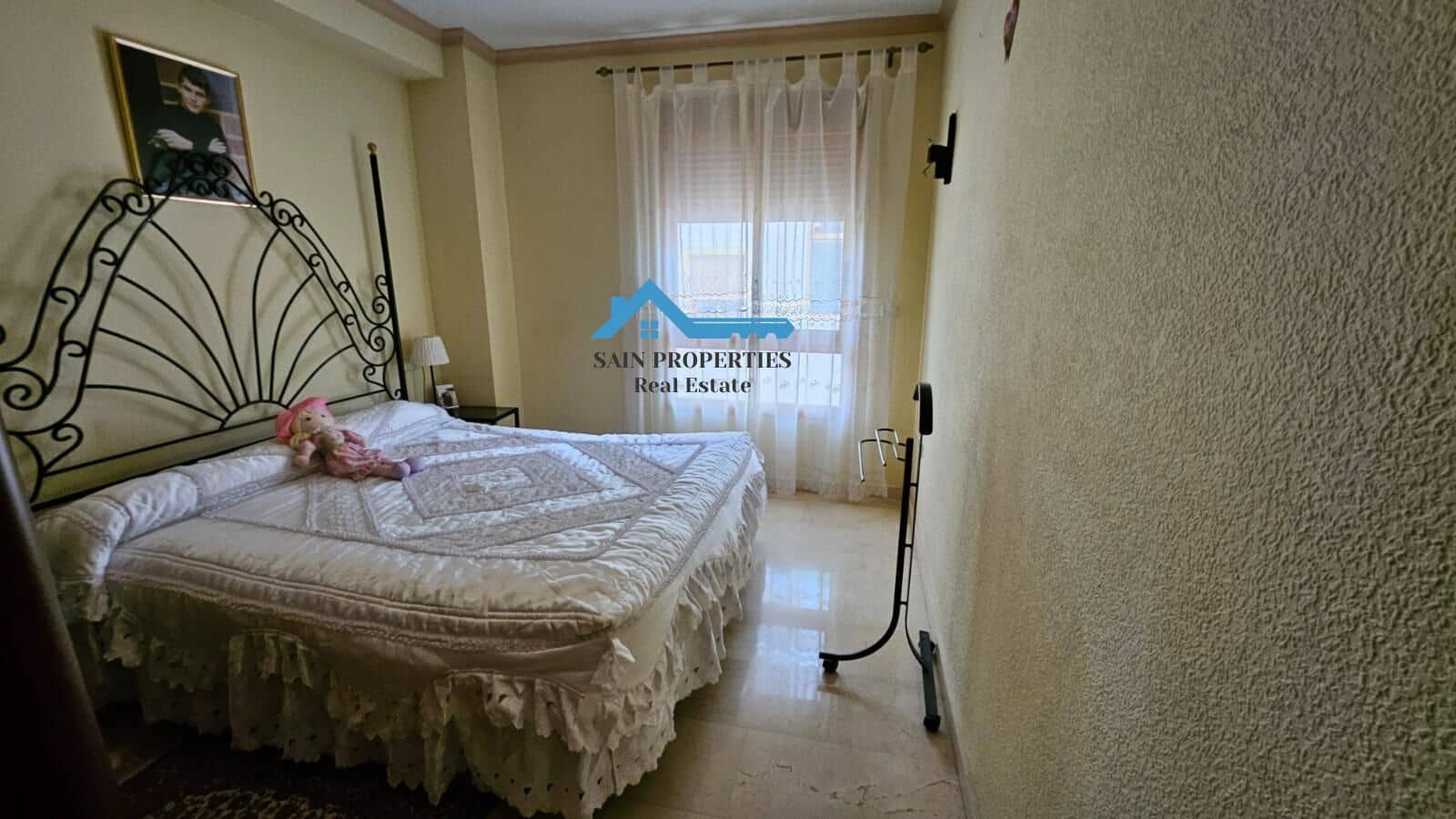 4 soveværelse Byhus til salg i La Nucia med garage - € 307.000 (Ref: 8867205)