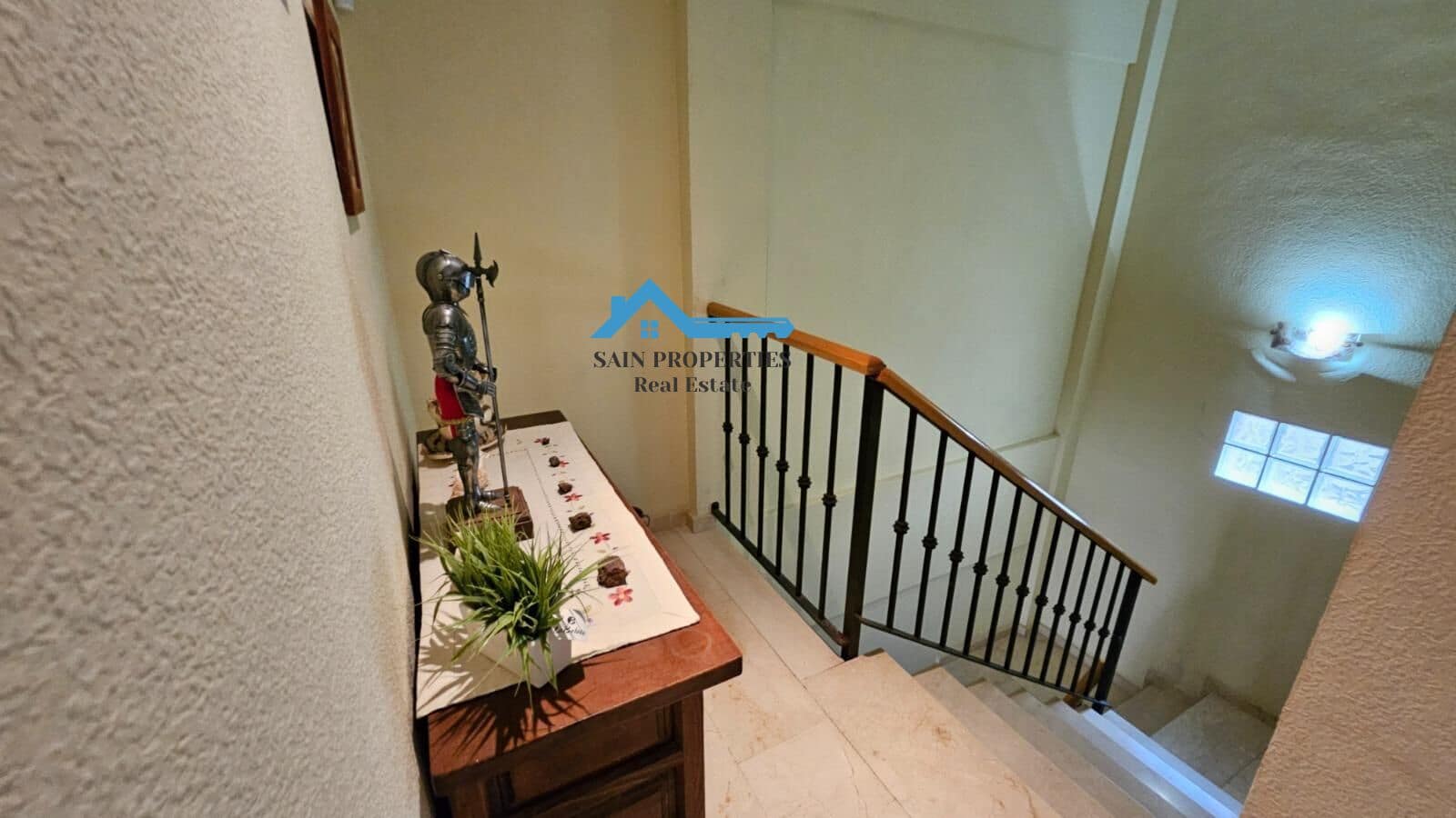 4 soveværelse Byhus til salg i La Nucia med garage - € 307.000 (Ref: 8867205)