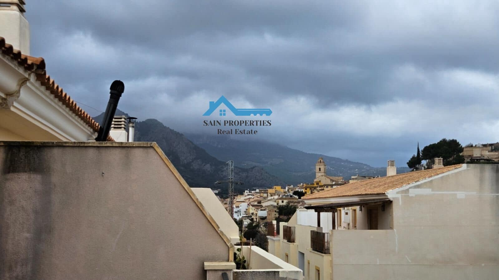 4 soveværelse Byhus til salg i La Nucia med garage - € 307.000 (Ref: 8867205)