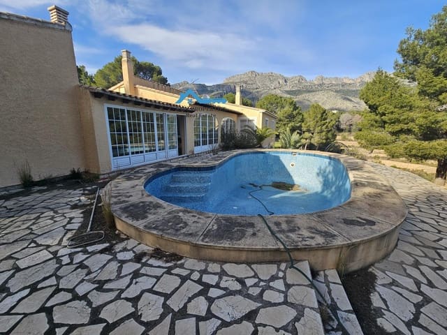 4 makuuhuone Maalaistalo myytävänä paikassa Altea la Vella, Altea mukana uima-altaan 
autotalli - 1 800 000 € (Ref: 8900179)