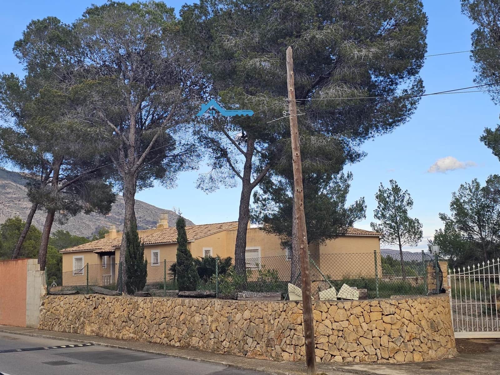 4 makuuhuone Maalaistalo myytävänä paikassa Altea la Vella mukana uima-altaan 
autotalli - 1 800 000 € (Ref: 8900179)