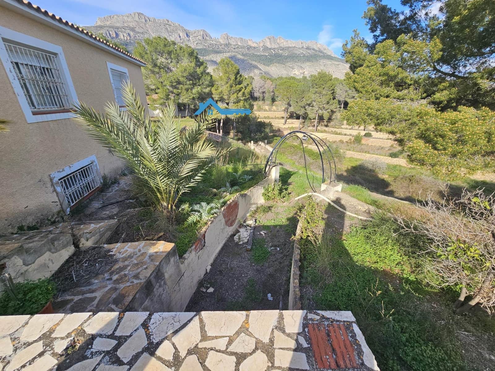 4 makuuhuone Maalaistalo myytävänä paikassa Altea la Vella mukana uima-altaan 
autotalli - 1 800 000 € (Ref: 8900179)