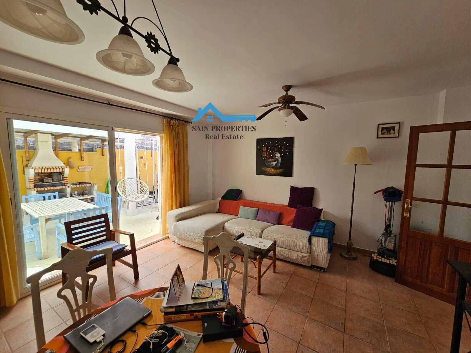 4 soveværelse Semi-Rækkehus til salg i La Nucia - € 314.000 (Ref: 8918045)