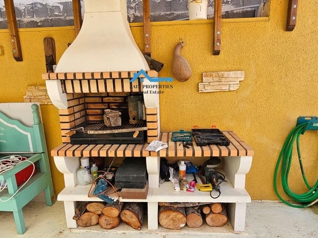 4 soveværelse Semi-Rækkehus til salg i La Nucia - € 314.000 (Ref: 8918045)