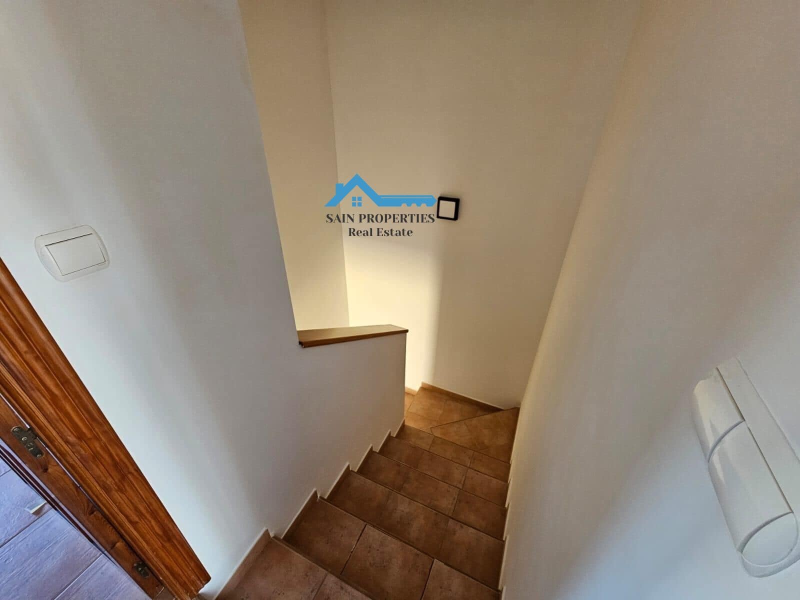 4 soveværelse Semi-Rækkehus til salg i La Nucia - € 314.000 (Ref: 8918045)