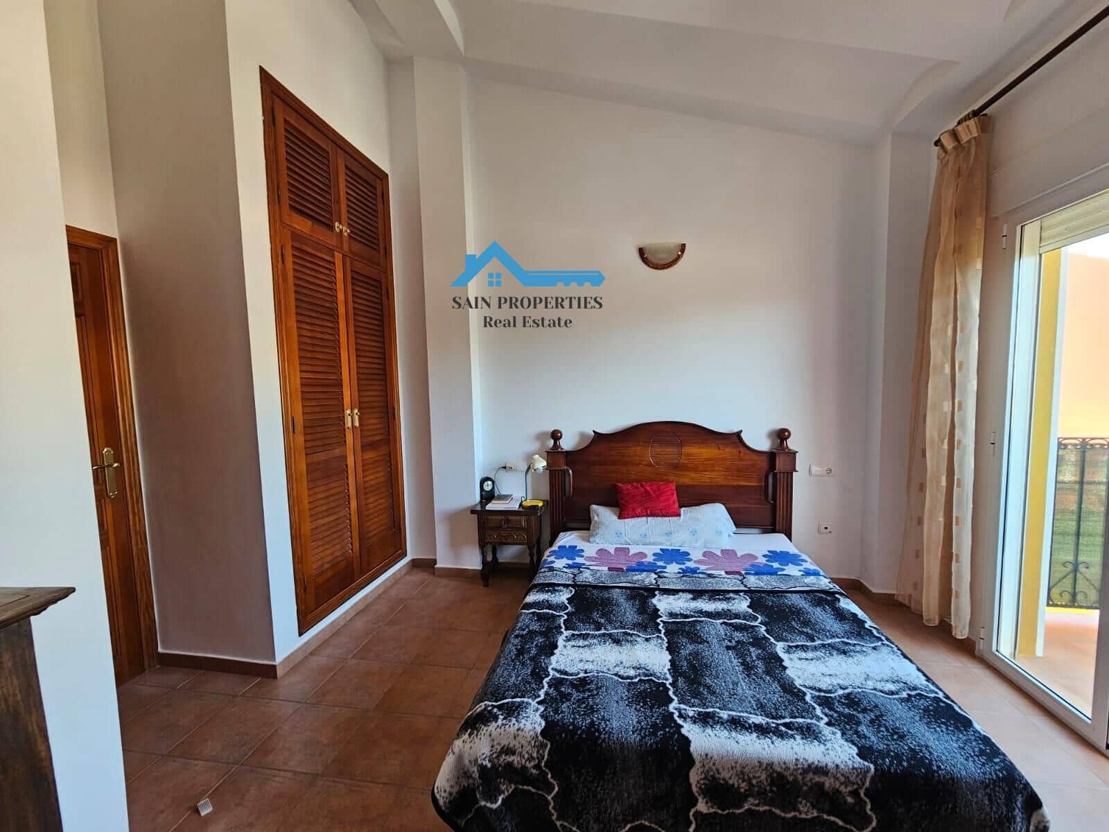 4 soveværelse Semi-Rækkehus til salg i La Nucia - € 314.000 (Ref: 8918045)