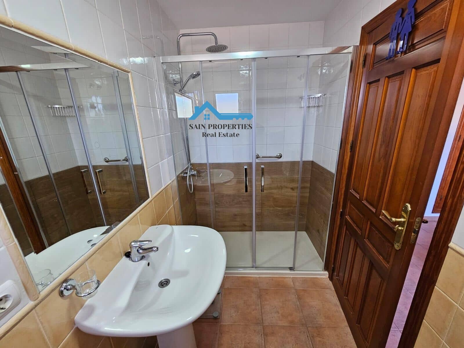 4 soveværelse Semi-Rækkehus til salg i La Nucia - € 314.000 (Ref: 8918045)