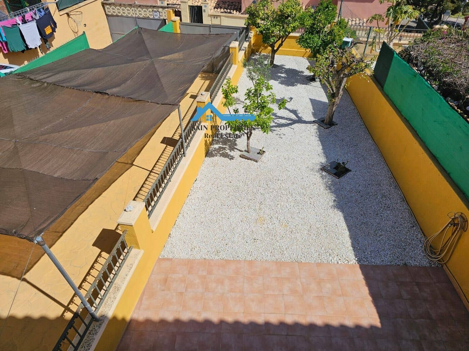 4 soveværelse Semi-Rækkehus til salg i La Nucia - € 314.000 (Ref: 8918045)