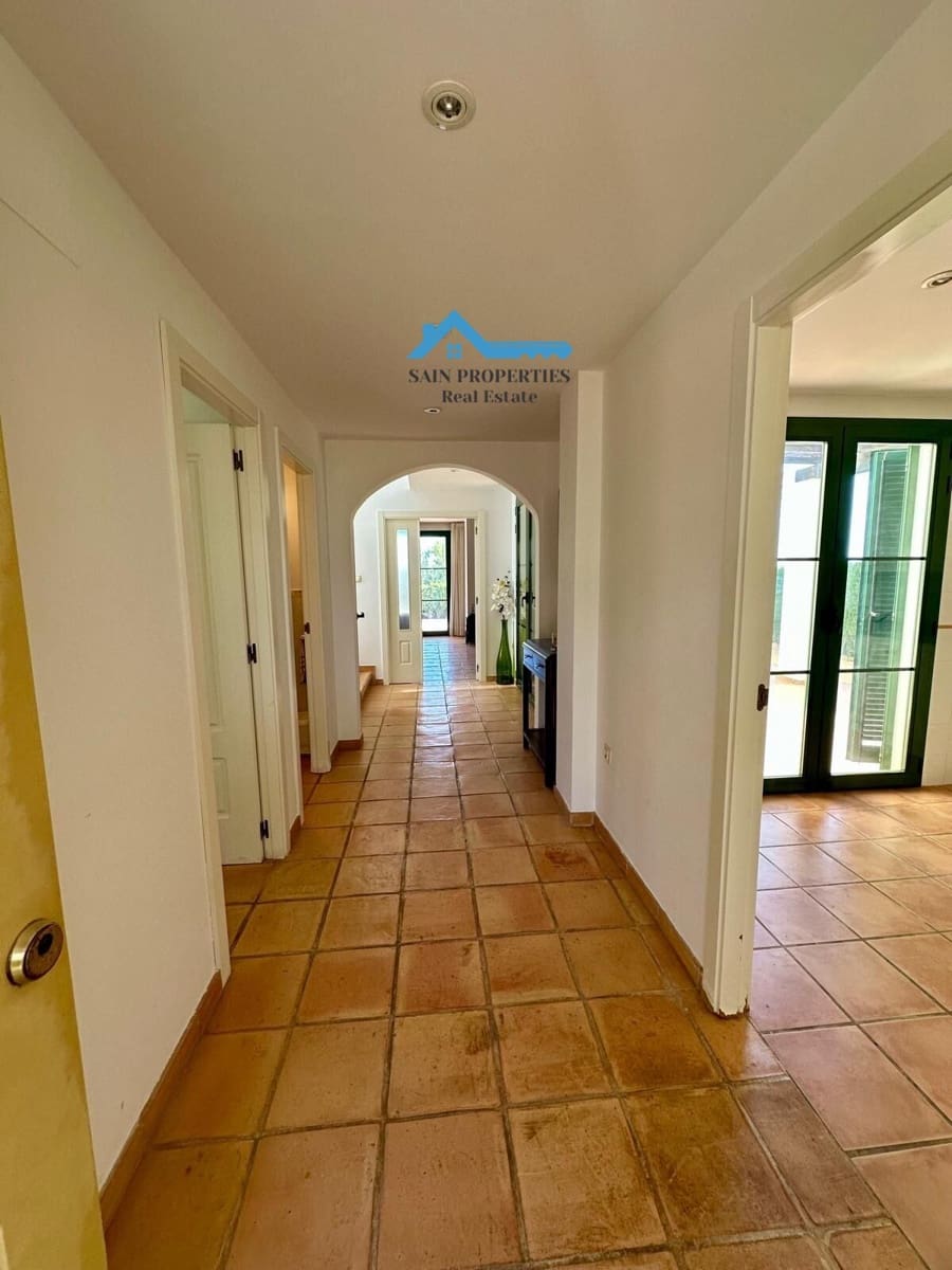 3 bedroom Villa for sale in Finestrat with pool garage - € 650,000 (Ref: 8929003)