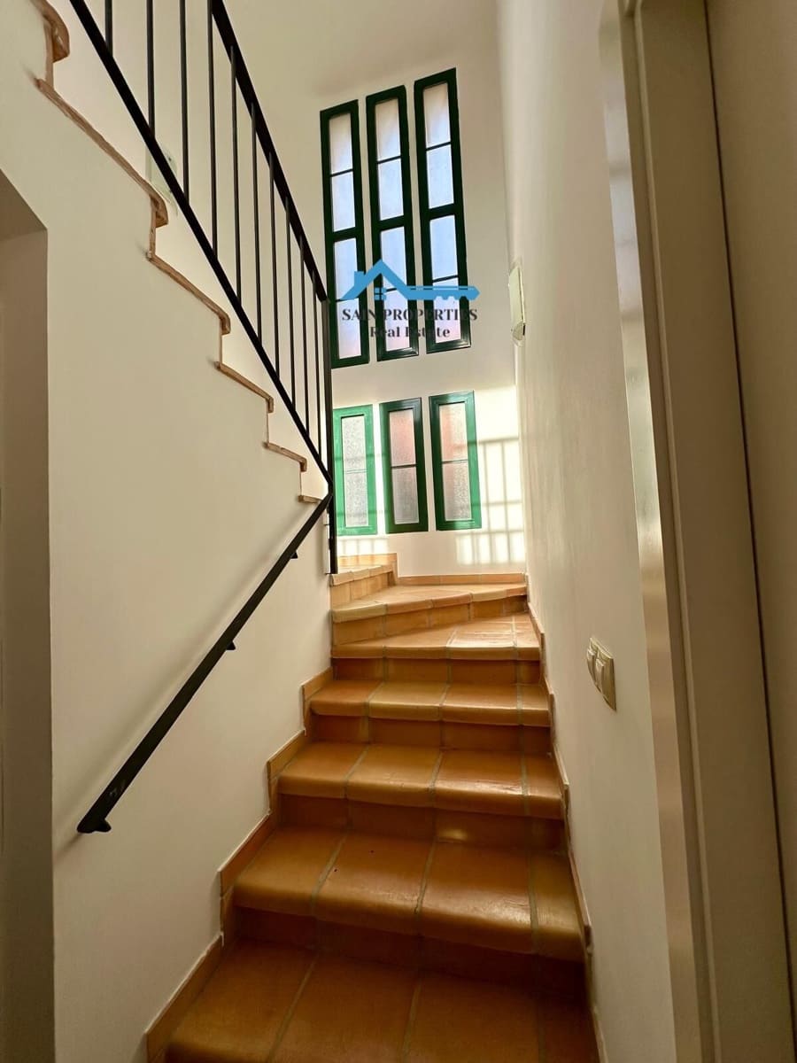 3 bedroom Villa for sale in Finestrat with pool garage - € 650,000 (Ref: 8929003)