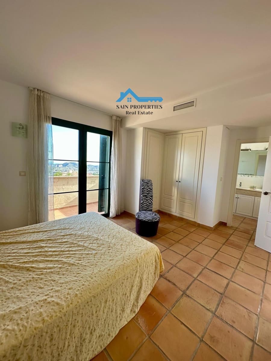 3 bedroom Villa for sale in Finestrat with pool garage - € 650,000 (Ref: 8929003)