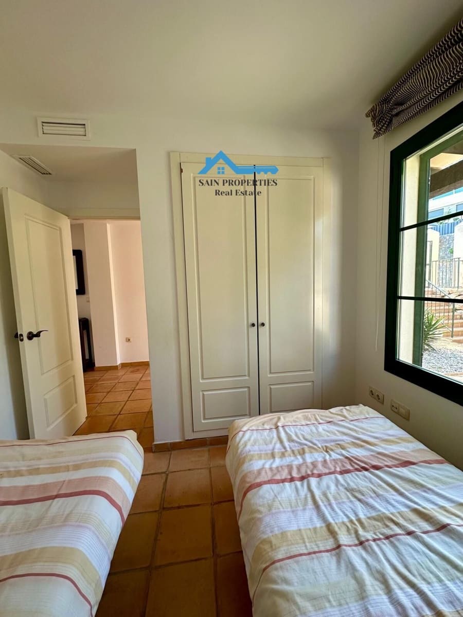 3 bedroom Villa for sale in Finestrat with pool garage - € 650,000 (Ref: 8929003)