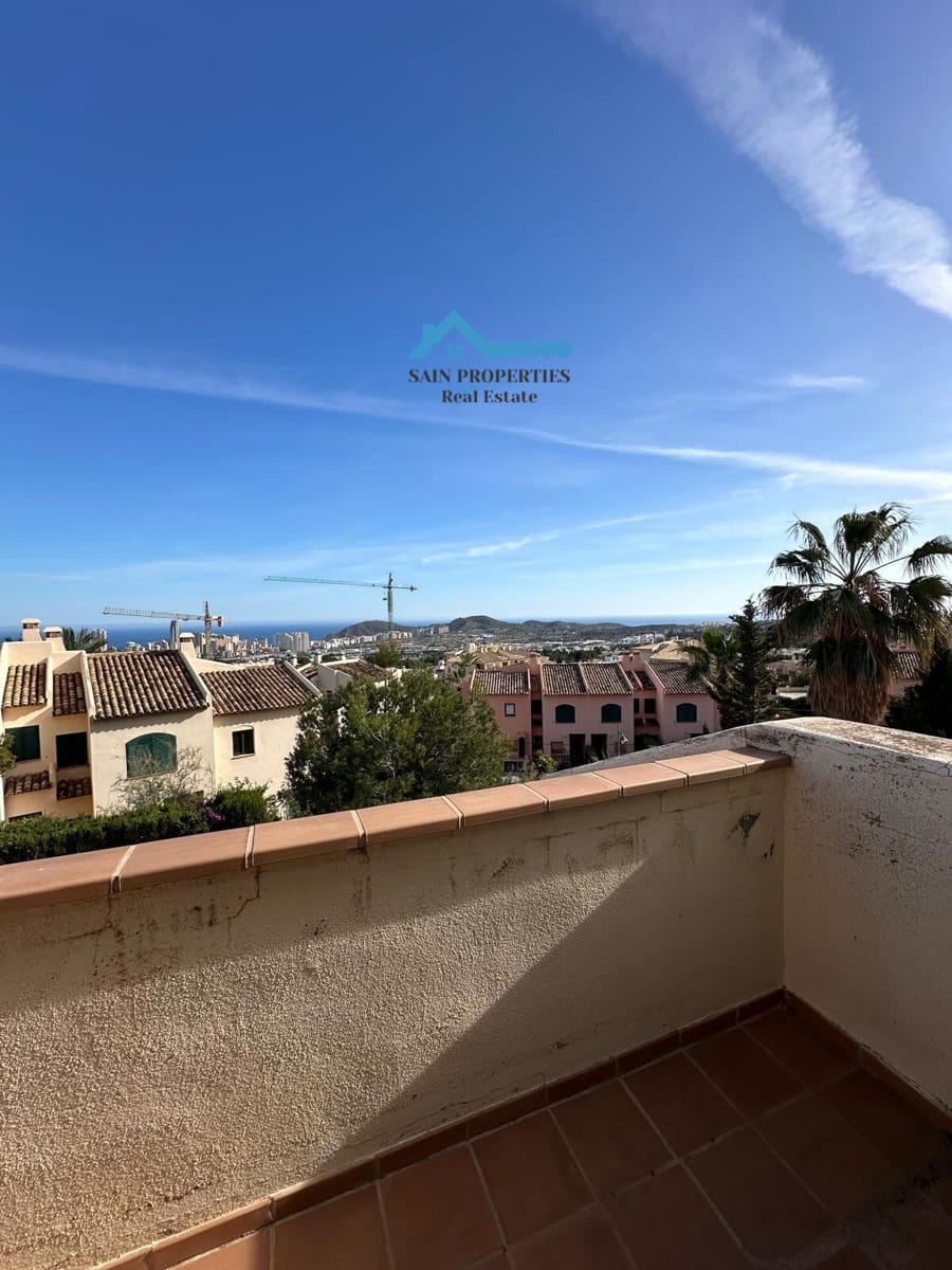 3 bedroom Villa for sale in Finestrat with pool garage - € 650,000 (Ref: 8929003)