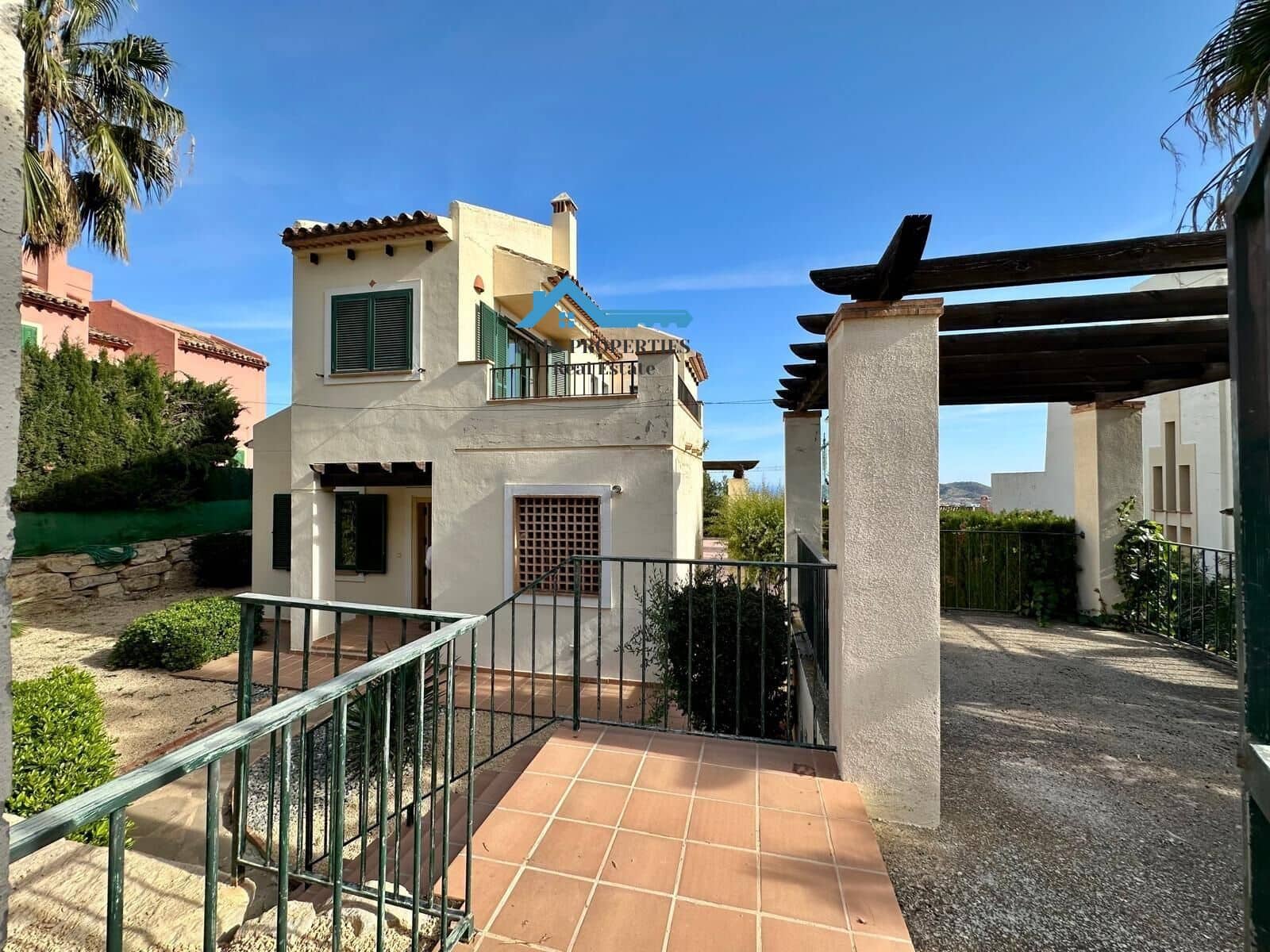 3 bedroom Villa for sale in Finestrat with pool garage - € 650,000 (Ref: 8929003)