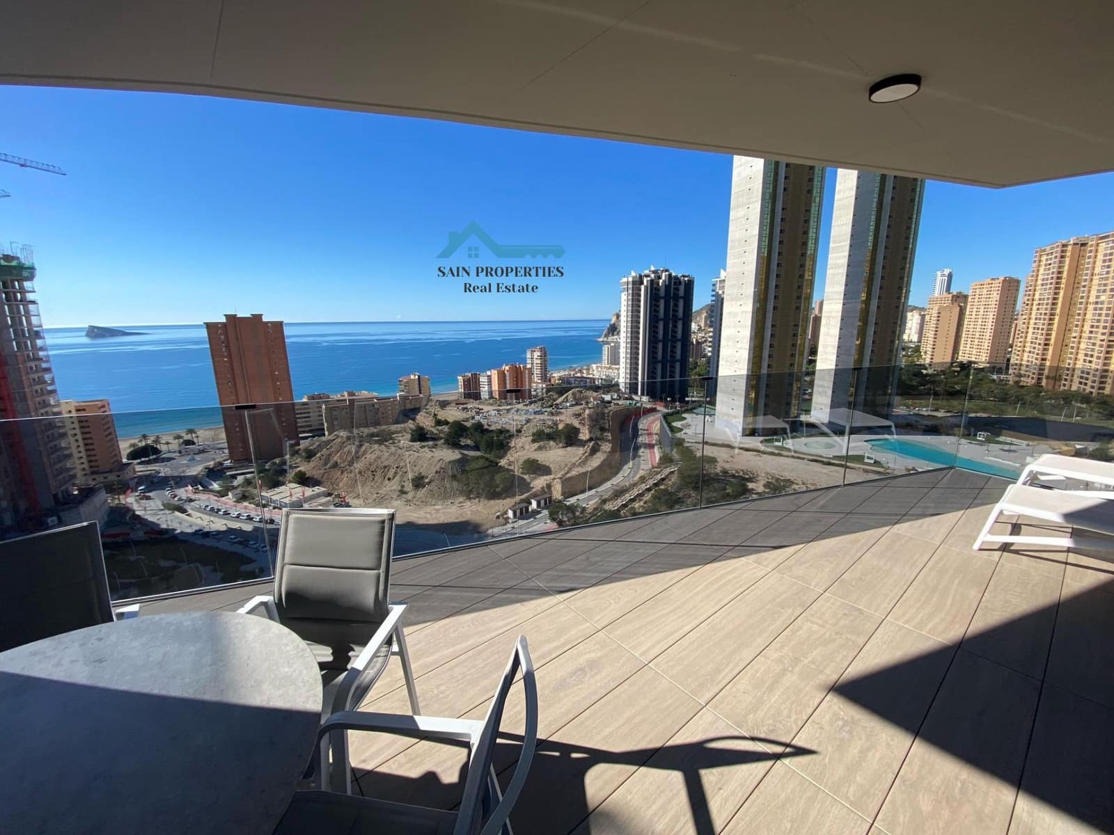 2 quarto Apartamento para venda em Benidorm com piscina garagem - 550 000 € (Ref: 8929007)