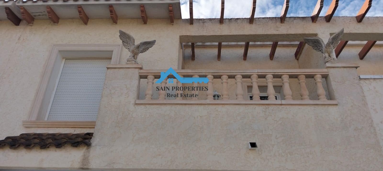 4 bedroom Terraced Villa for sale in Albir with pool garage - € 399,000 (Ref: 8929008)