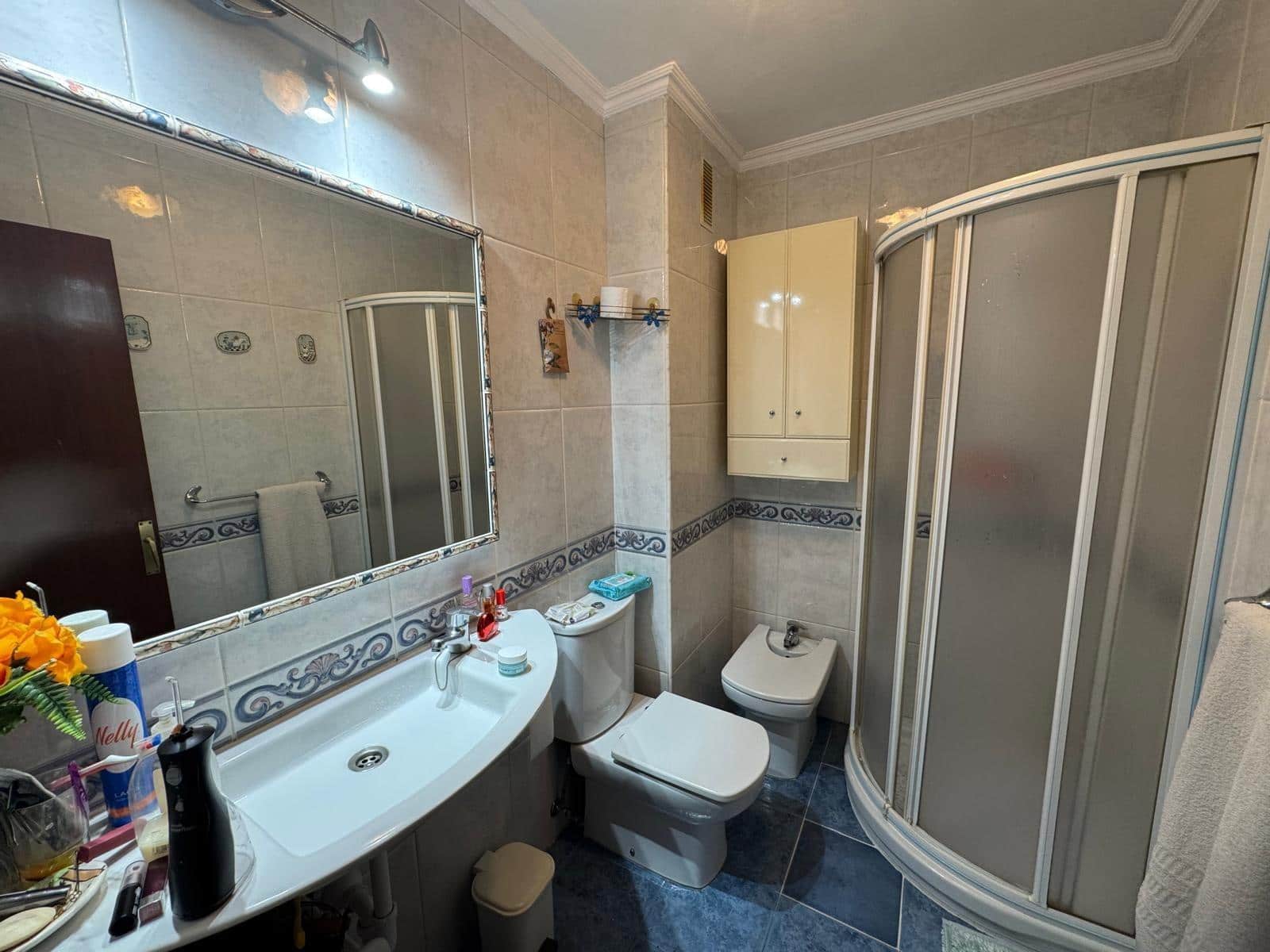 Piso de 3 habitaciones en Benidorm en venta - 265.000 € (Ref: 9029481)