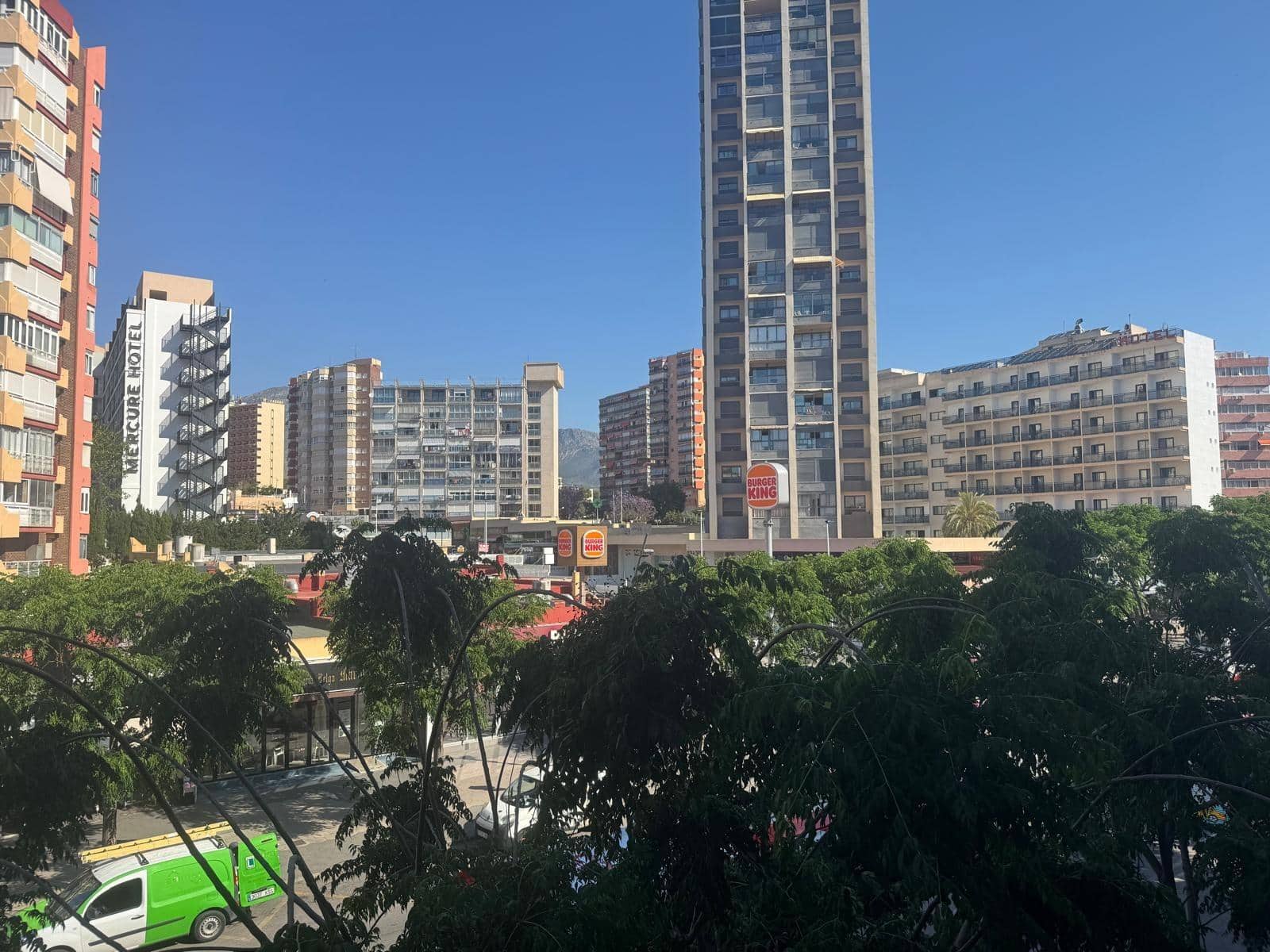 Piso de 3 habitaciones en Benidorm en venta - 265.000 € (Ref: 9029481)