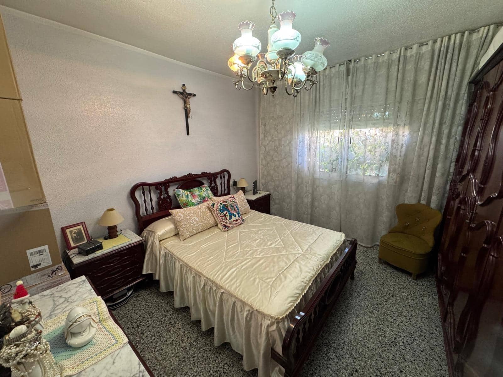 Piso de 3 habitaciones en Benidorm en venta - 265.000 € (Ref: 9029481)