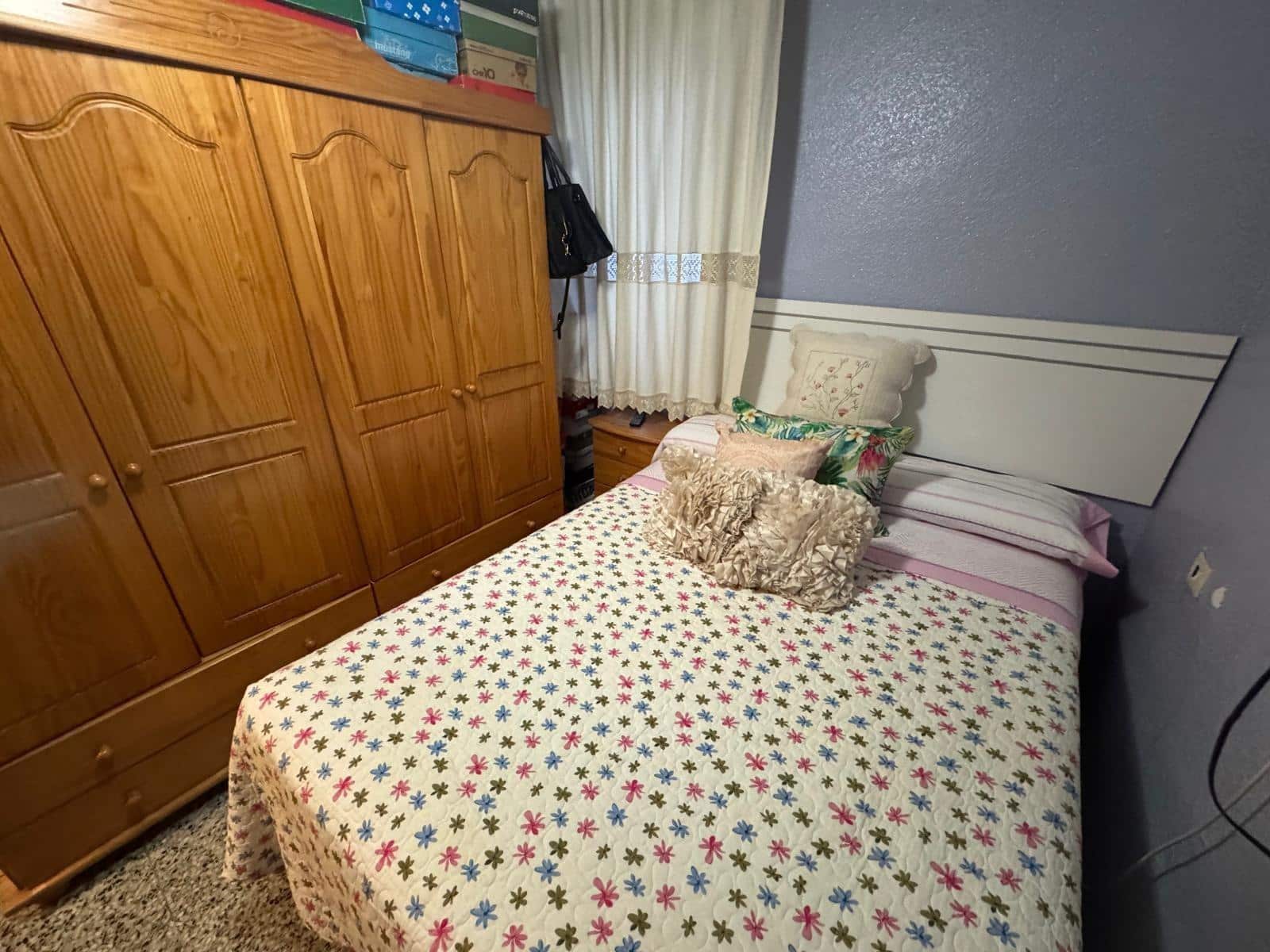 Piso de 3 habitaciones en Benidorm en venta - 265.000 € (Ref: 9029481)