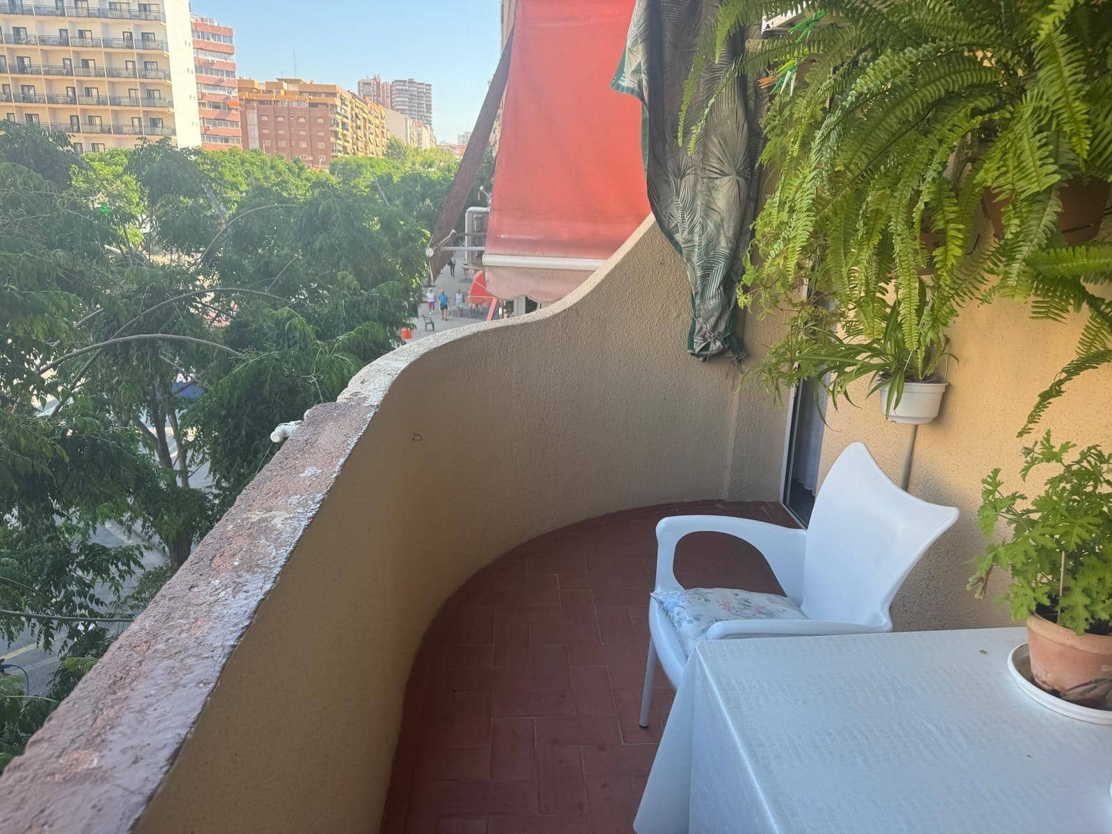 Piso de 3 habitaciones en Benidorm en venta - 265.000 € (Ref: 9029481)