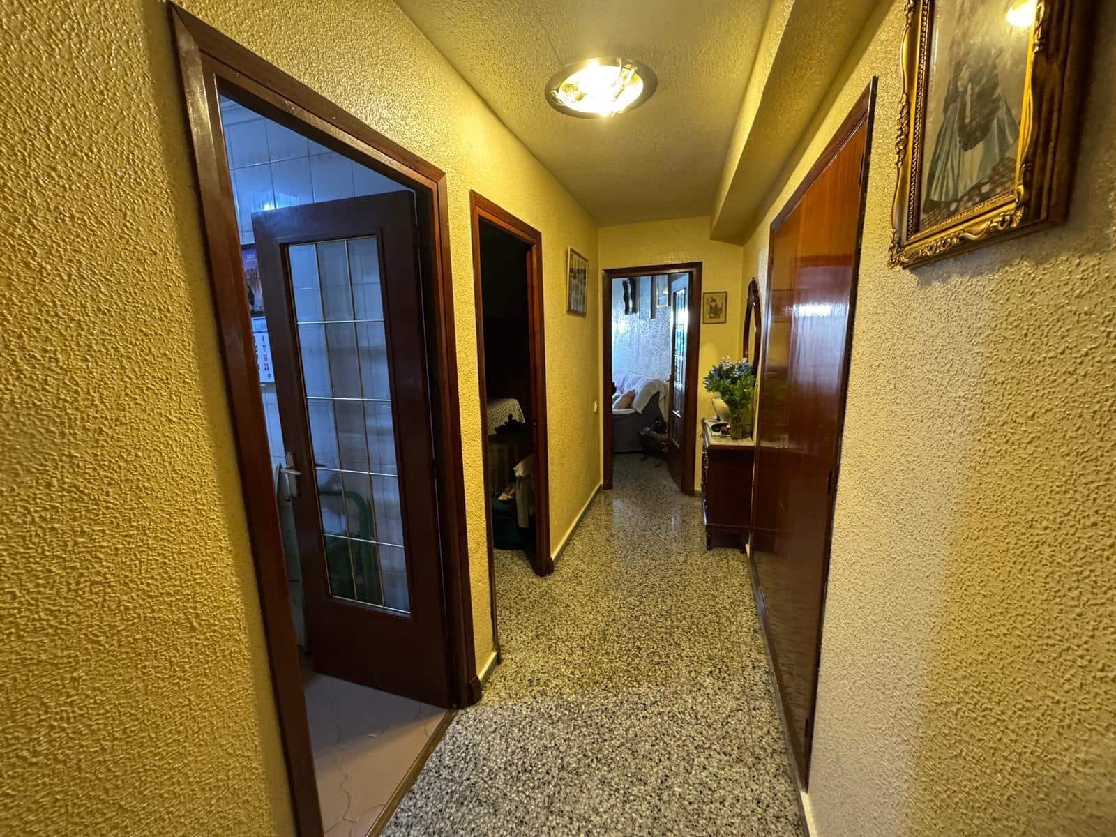 Piso de 3 habitaciones en Benidorm en venta - 265.000 € (Ref: 9029481)
