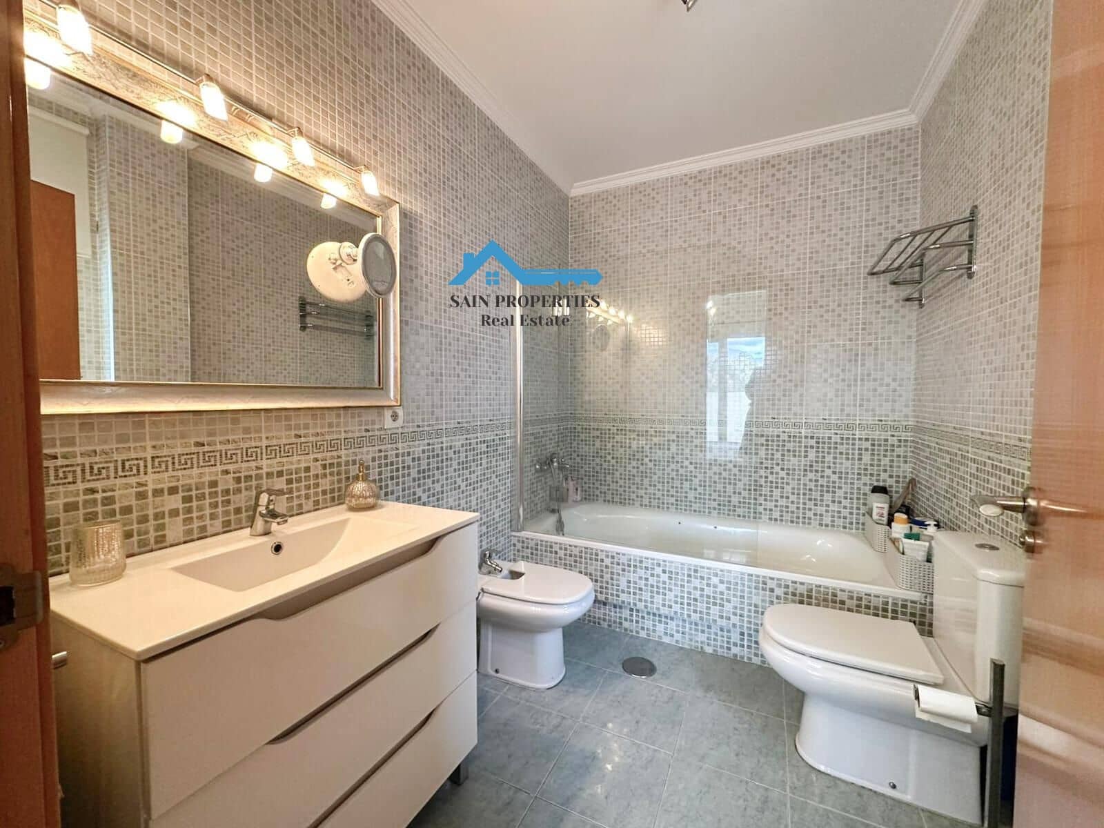 4 camera da letto Villetta Bifamiliare in vendita in Alfaz del Pi / L'Alfas del Pi - 398.000 € (Rif: 9029483)