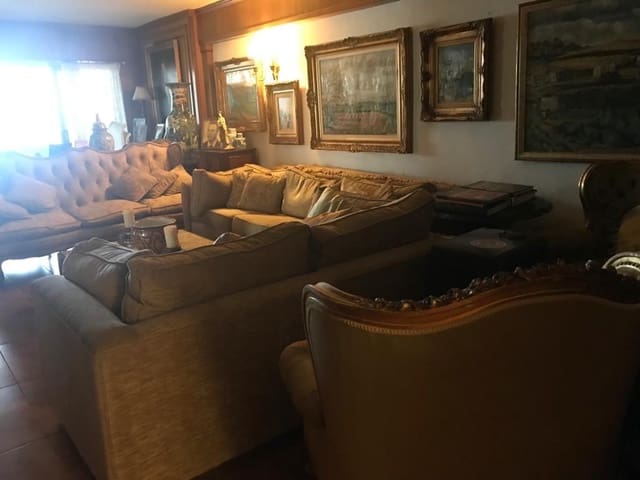 2 bedroom Flat for sale in Playa Levante, Benidorm with garage - € 410,000 (Ref: 9085229)