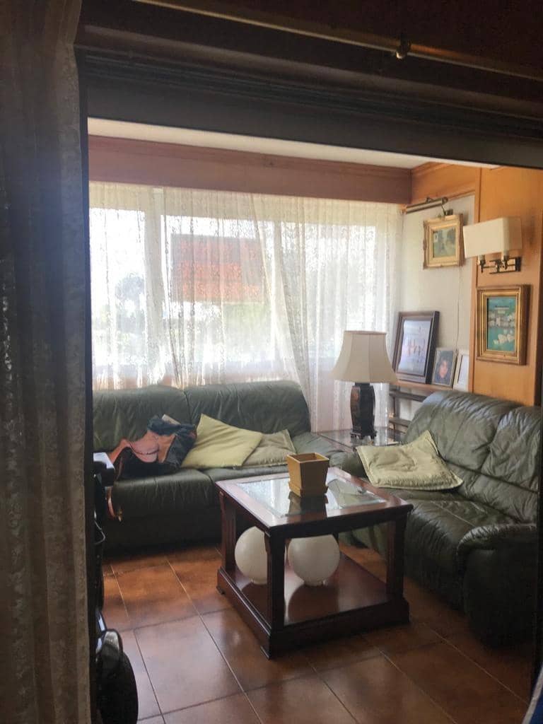 2 bedroom Flat for sale in Benidorm with garage - € 410,000 (Ref: 9085229)