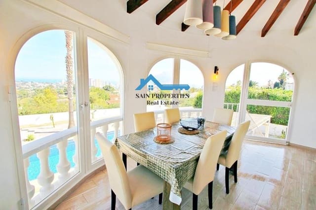 5 soveværelse Villa til salg i Calpe / Calp med swimmingpool garage - € 700.000 (Ref: 9141554)