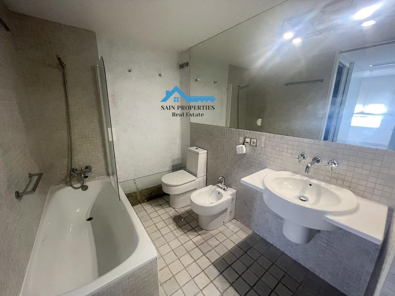 4 bedroom Apartment for sale in Alfaz del Pi / L'Alfas del Pi with garage - € 285,000 (Ref: 9147049)