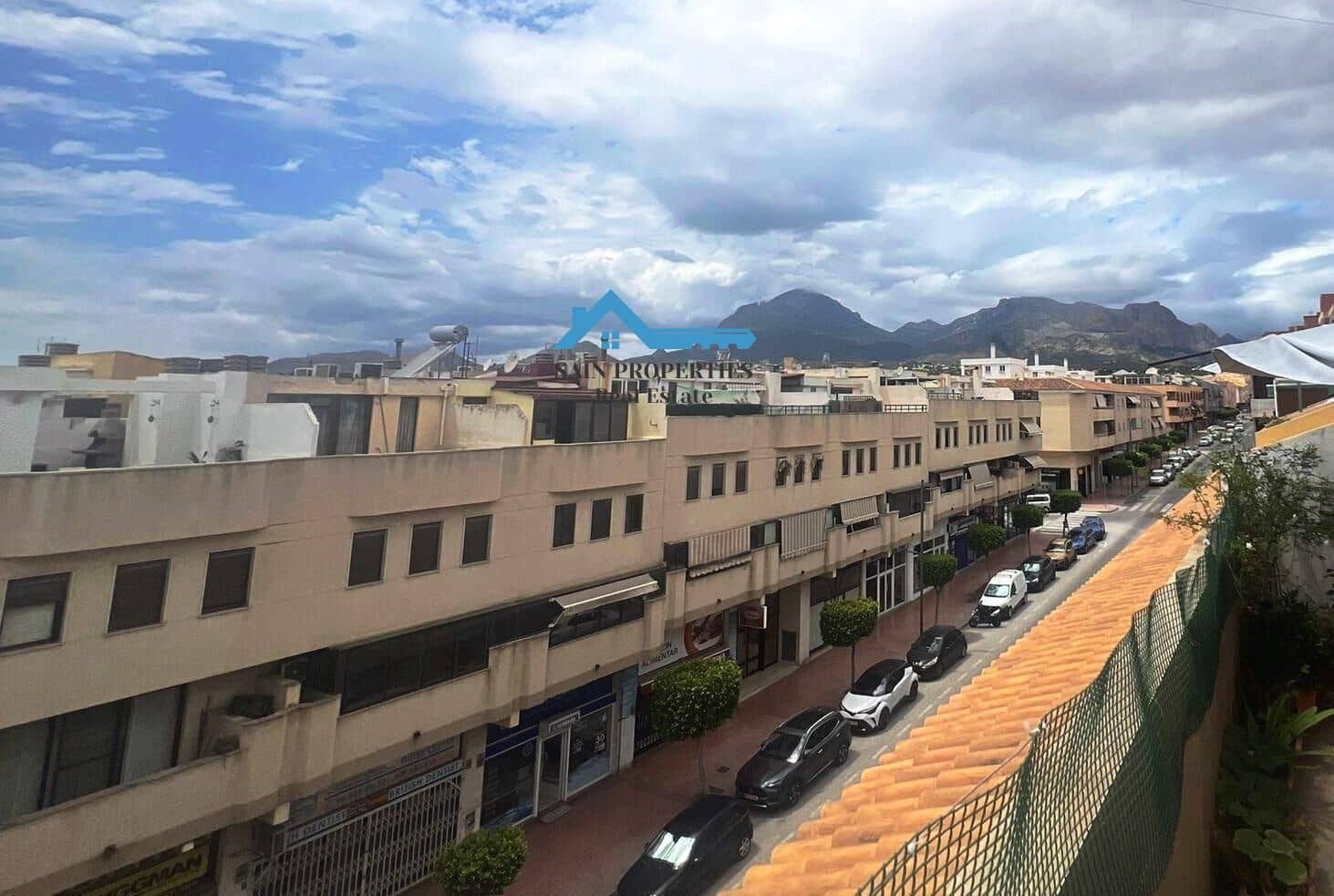 4 bedroom Apartment for sale in Alfaz del Pi / L'Alfas del Pi with garage - € 285,000 (Ref: 9147049)