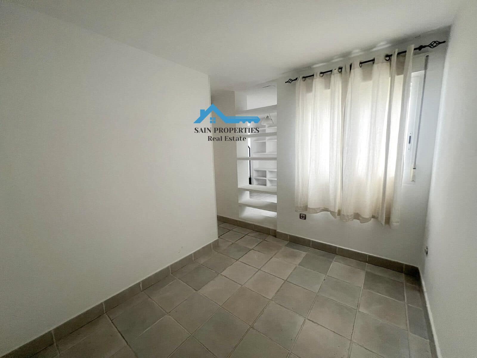4 bedroom Apartment for sale in Alfaz del Pi / L'Alfas del Pi with garage - € 285,000 (Ref: 9147049)